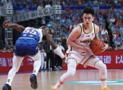 -诺维奇主场逆转比分，取得关键胜利