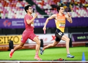 -双线作战：球员们努力训练备战决赛