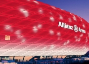 九游娱乐网站-虚拟巅峰对决，湖人季后赛抢七强压辽宁，篮球文化的东西方交响