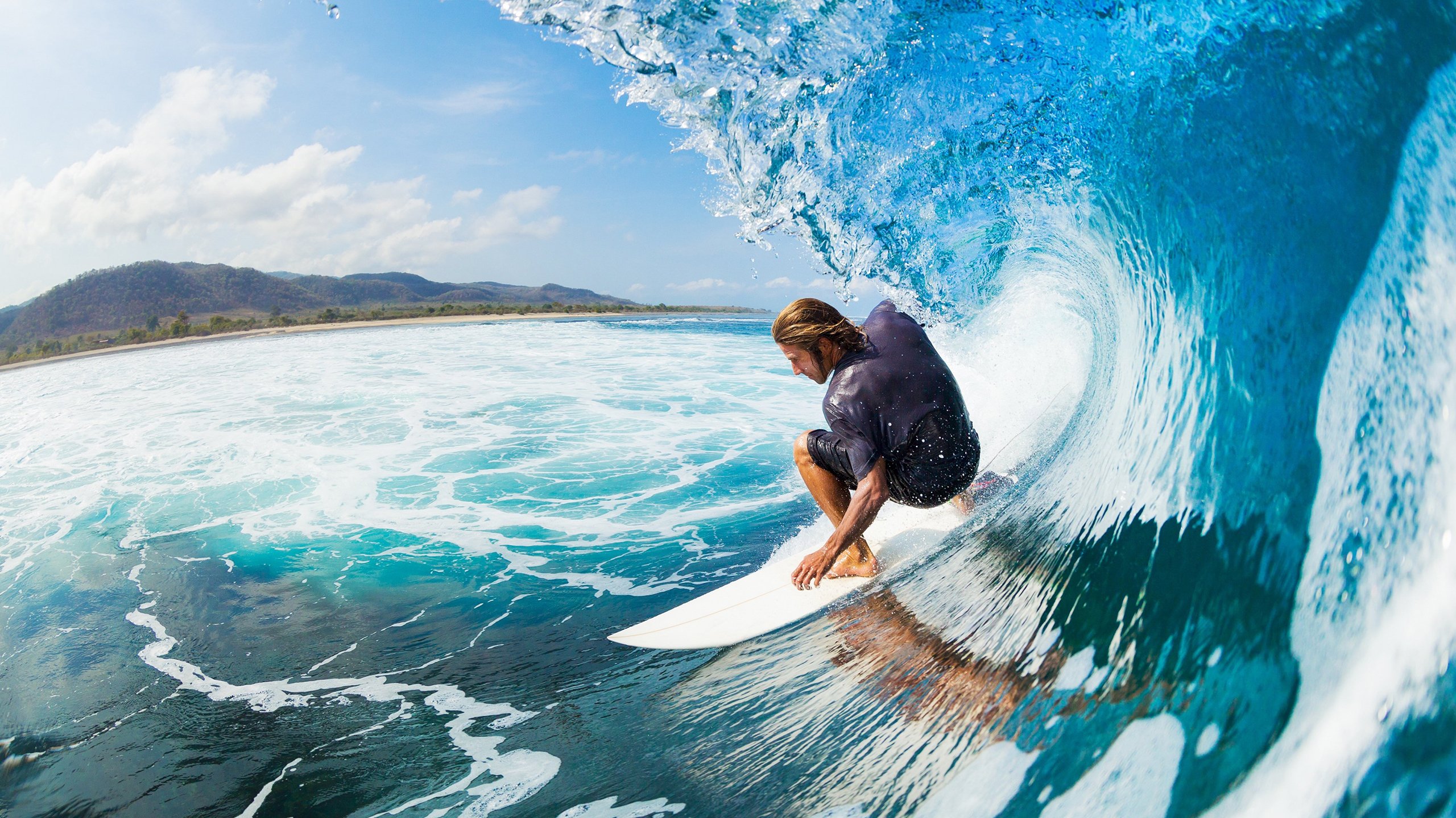 突尼斯全面压制日本，阿尔瓦雷斯成为关键先生