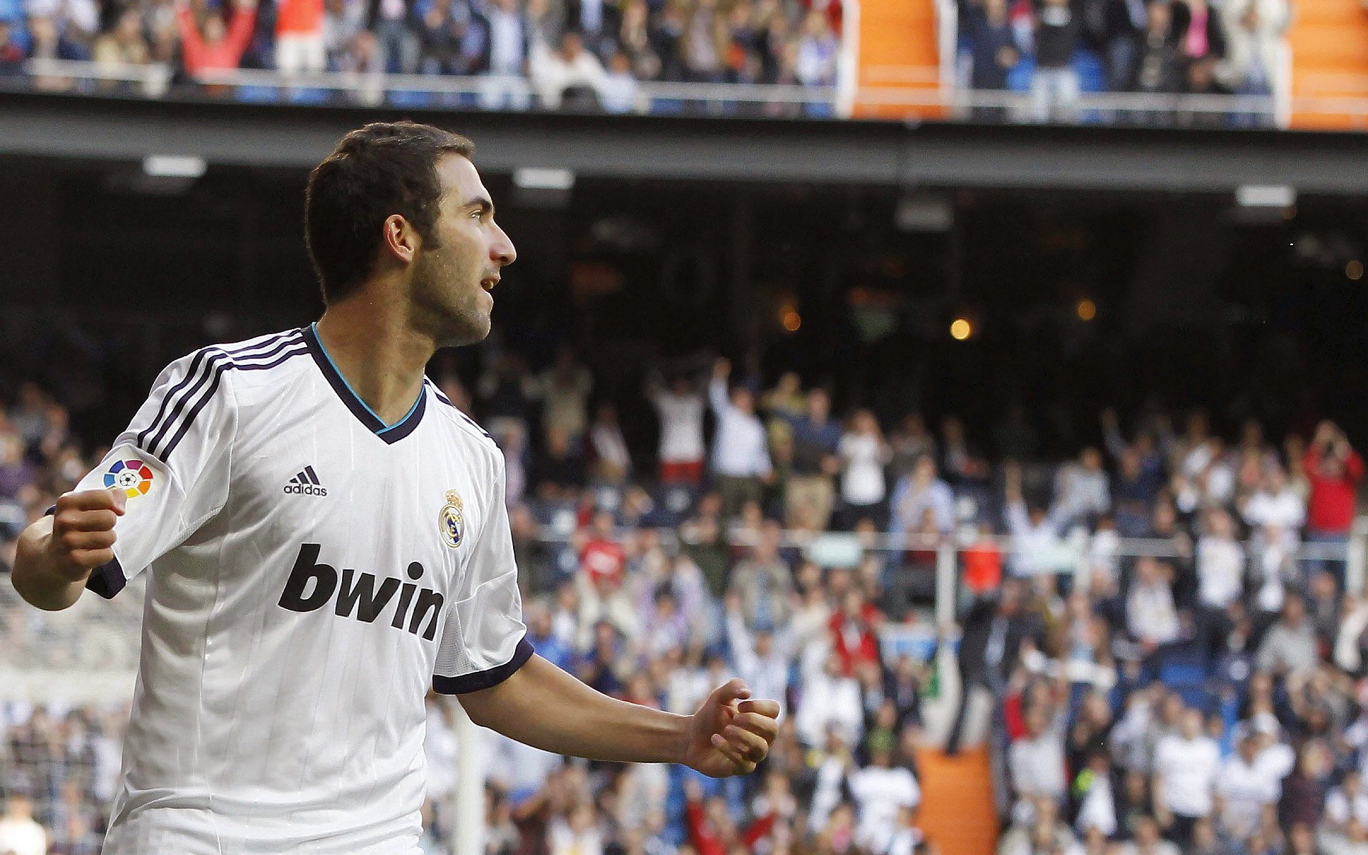 逆转与惊艳,从葡萄牙足球到张本智和,竞技体育的永恒魅力